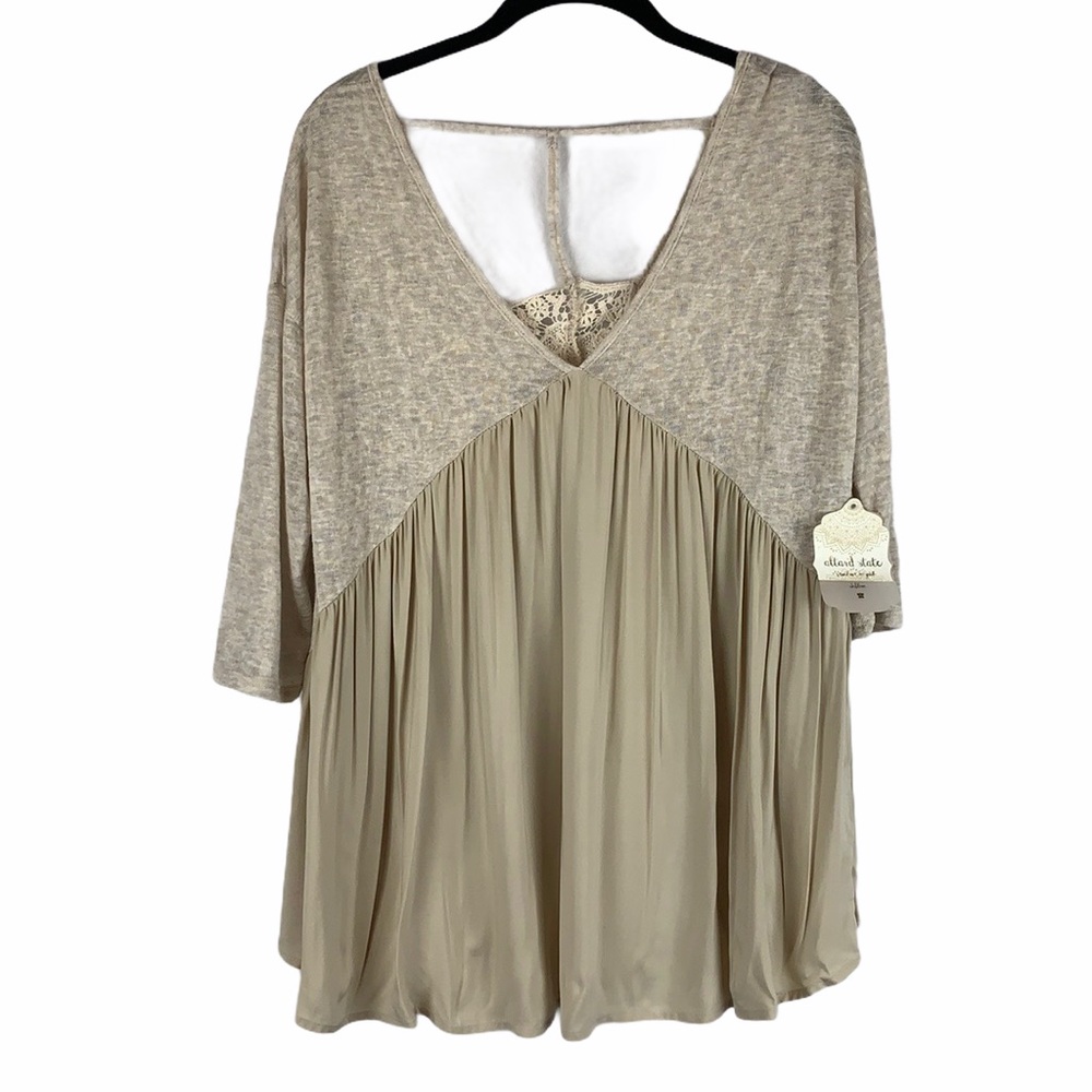 NWT Altar’d State Oatmeal Top